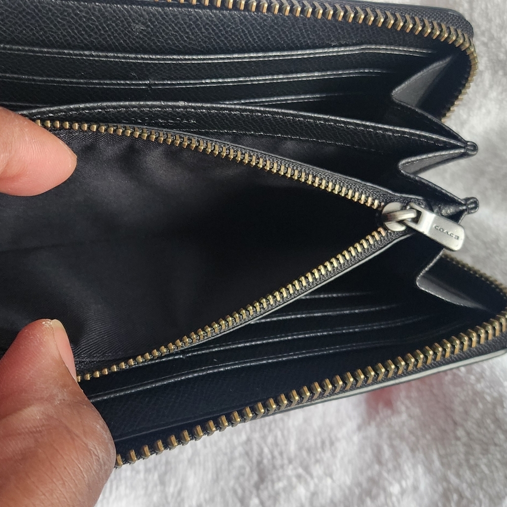 Coach wallet - Picture 4 of 4